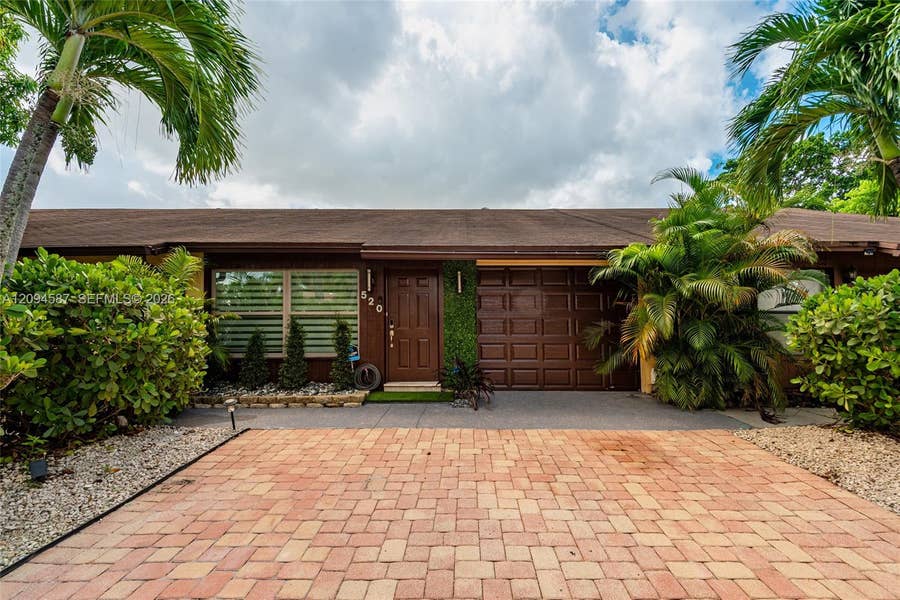 Property photo for 520 NW 46th Street, Deerfield Beach, FL