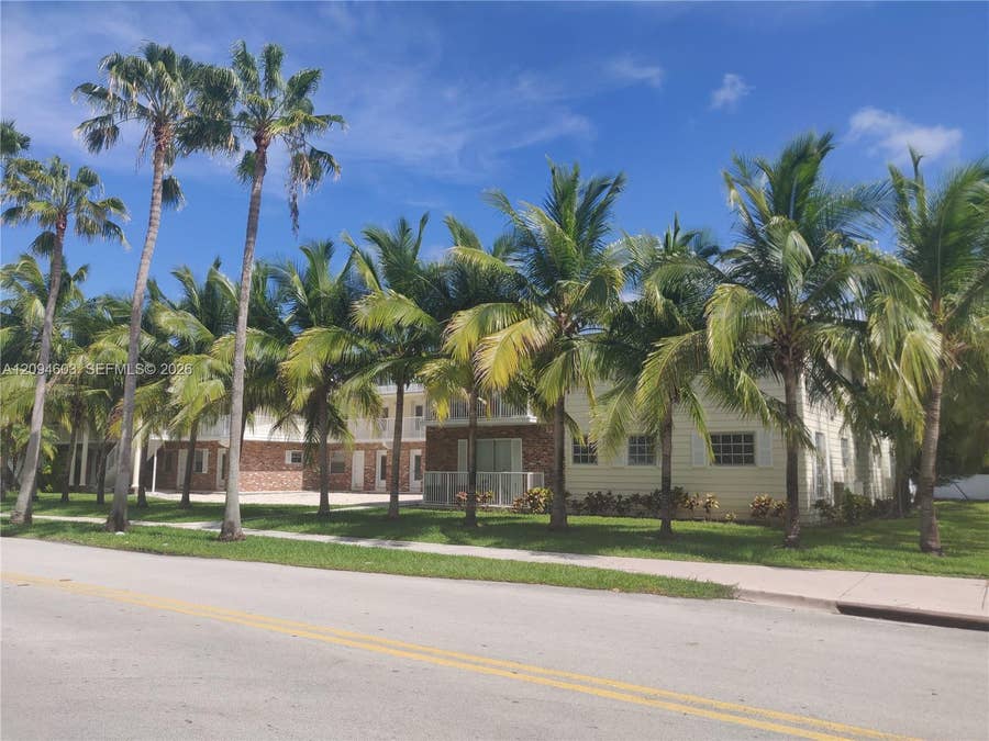 Property photo for 100 N Sunrise Drive, #28, Key Biscayne, FL