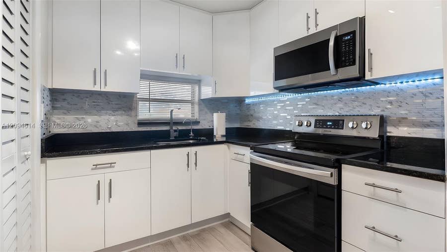 Property photo for 9410 N Hollybrook Lake Drive, #306, Pembroke Pines, FL