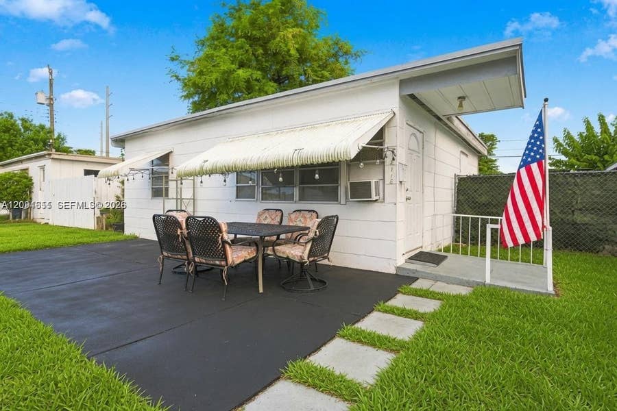 Property photo for 2118 Coolidge Street, Hollywood, FL