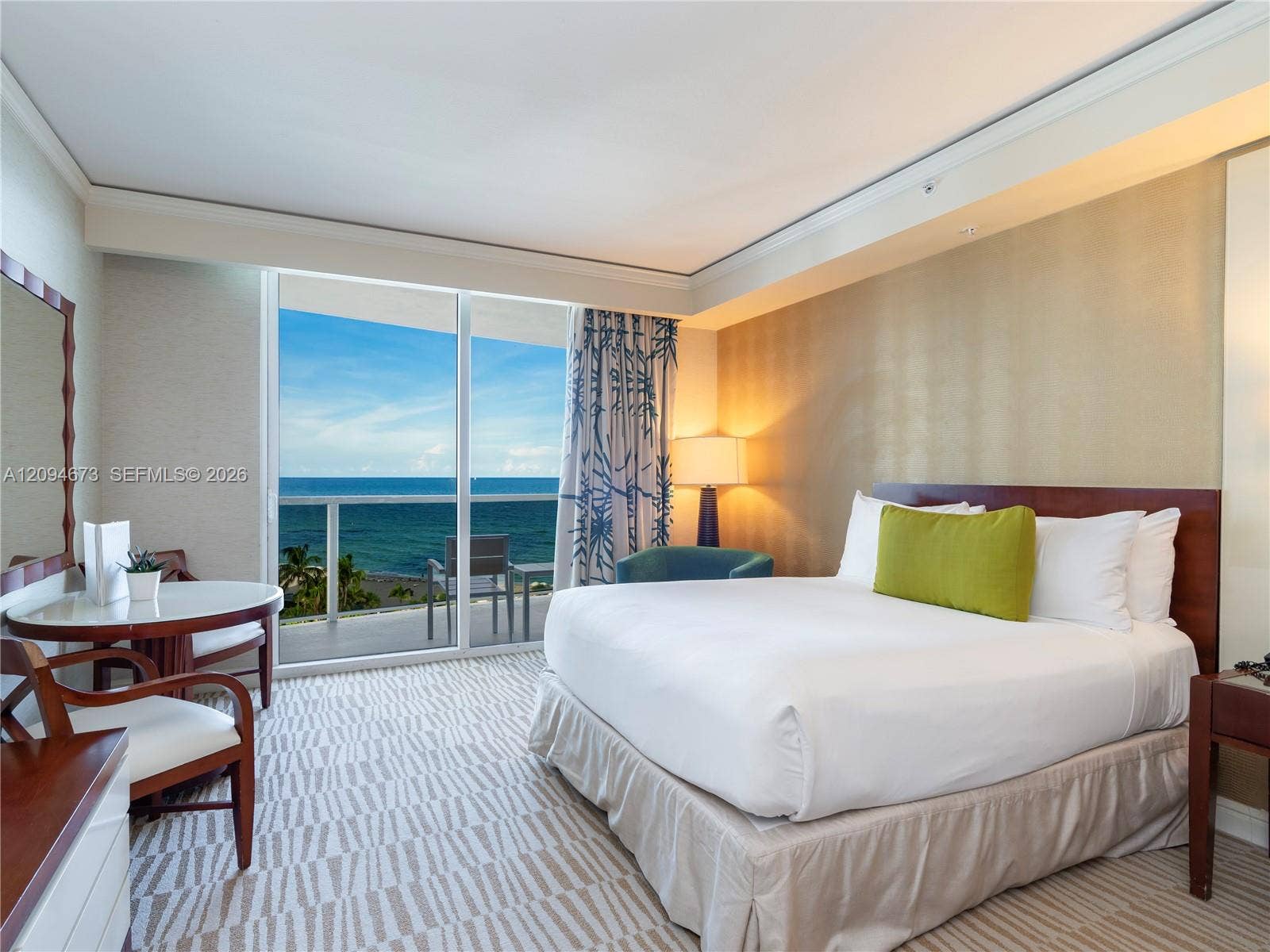 18001 Collins Avenue, #606, Sunny Isles Beach, FL 33160 Photo 10