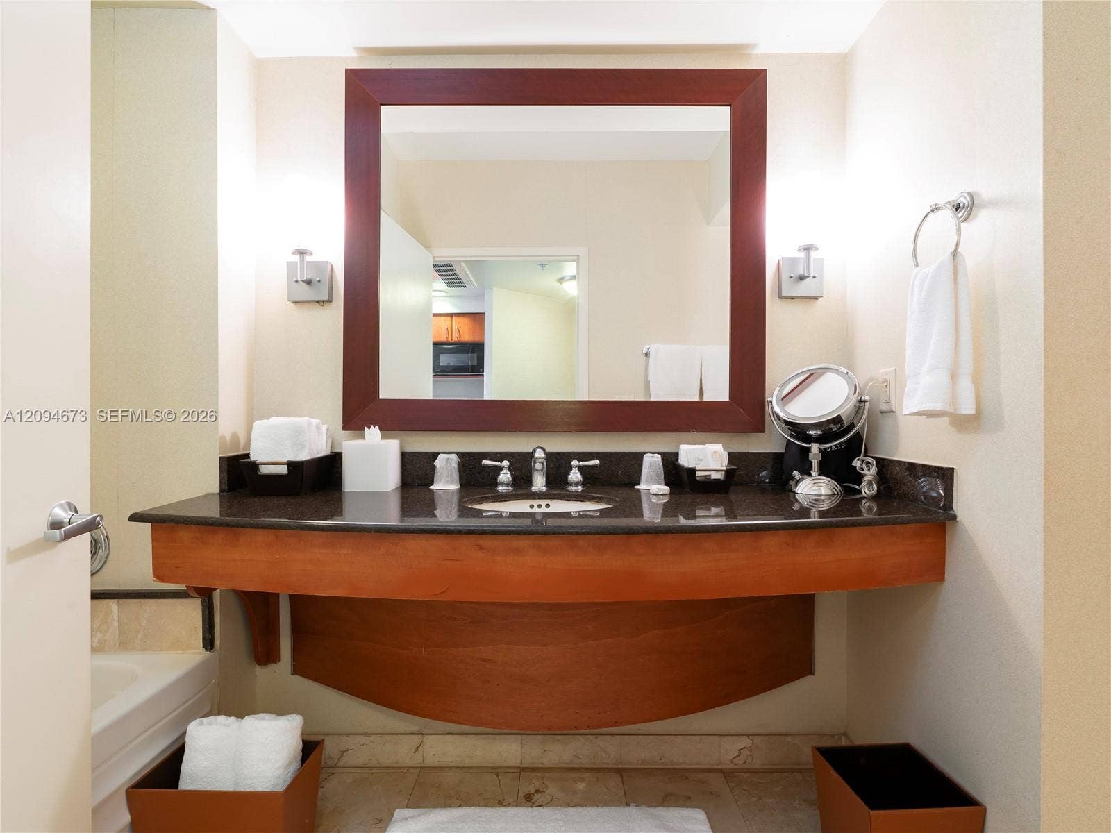 18001 Collins Avenue, #606, Sunny Isles Beach, FL 33160 Photo 17