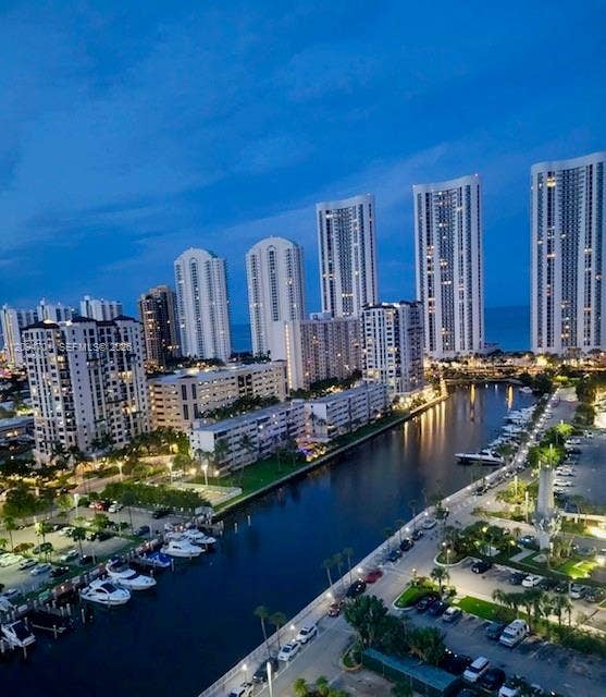 500 Bayview Drive, #1923, Sunny Isles Beach, FL 33160 Photo 8