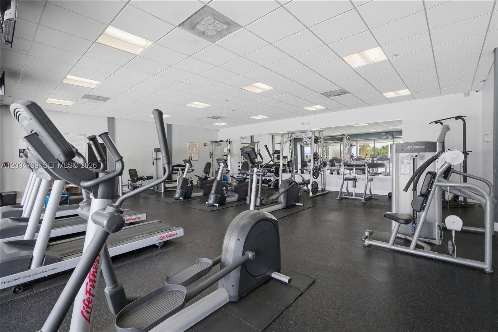 3675 N Country Club Drive, #204, Aventura, FL 33180 Photo 15