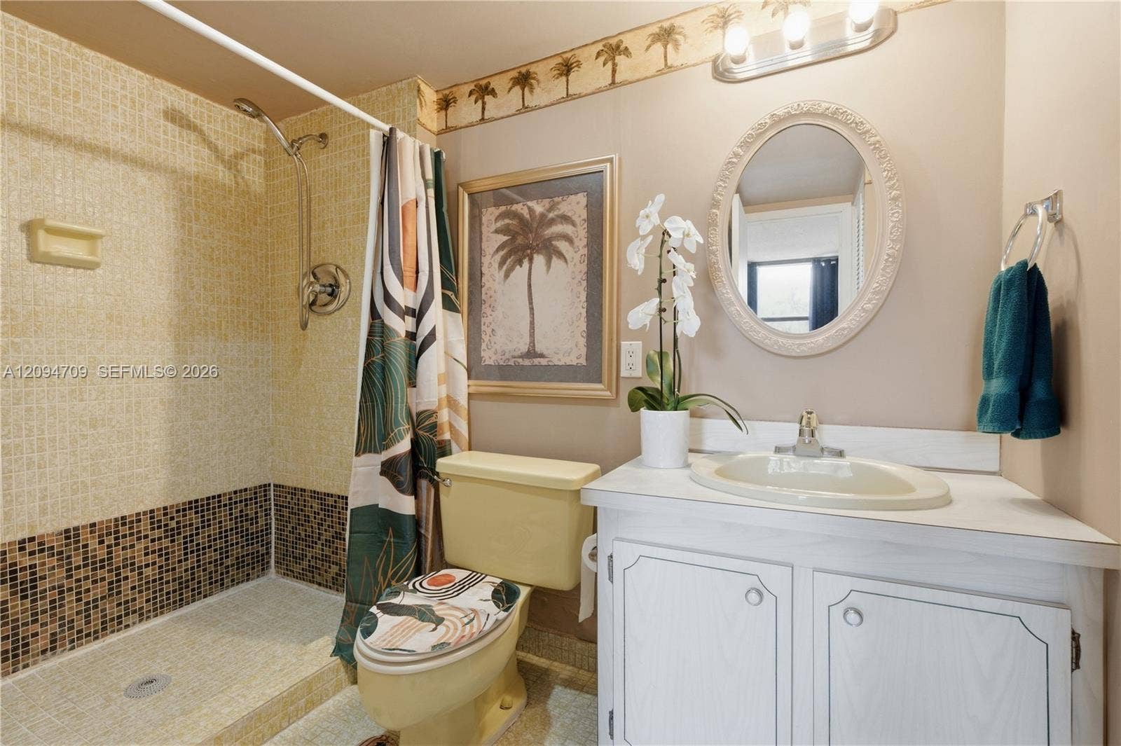 3675 N Country Club Drive, #204, Aventura, FL 33180 Photo 12