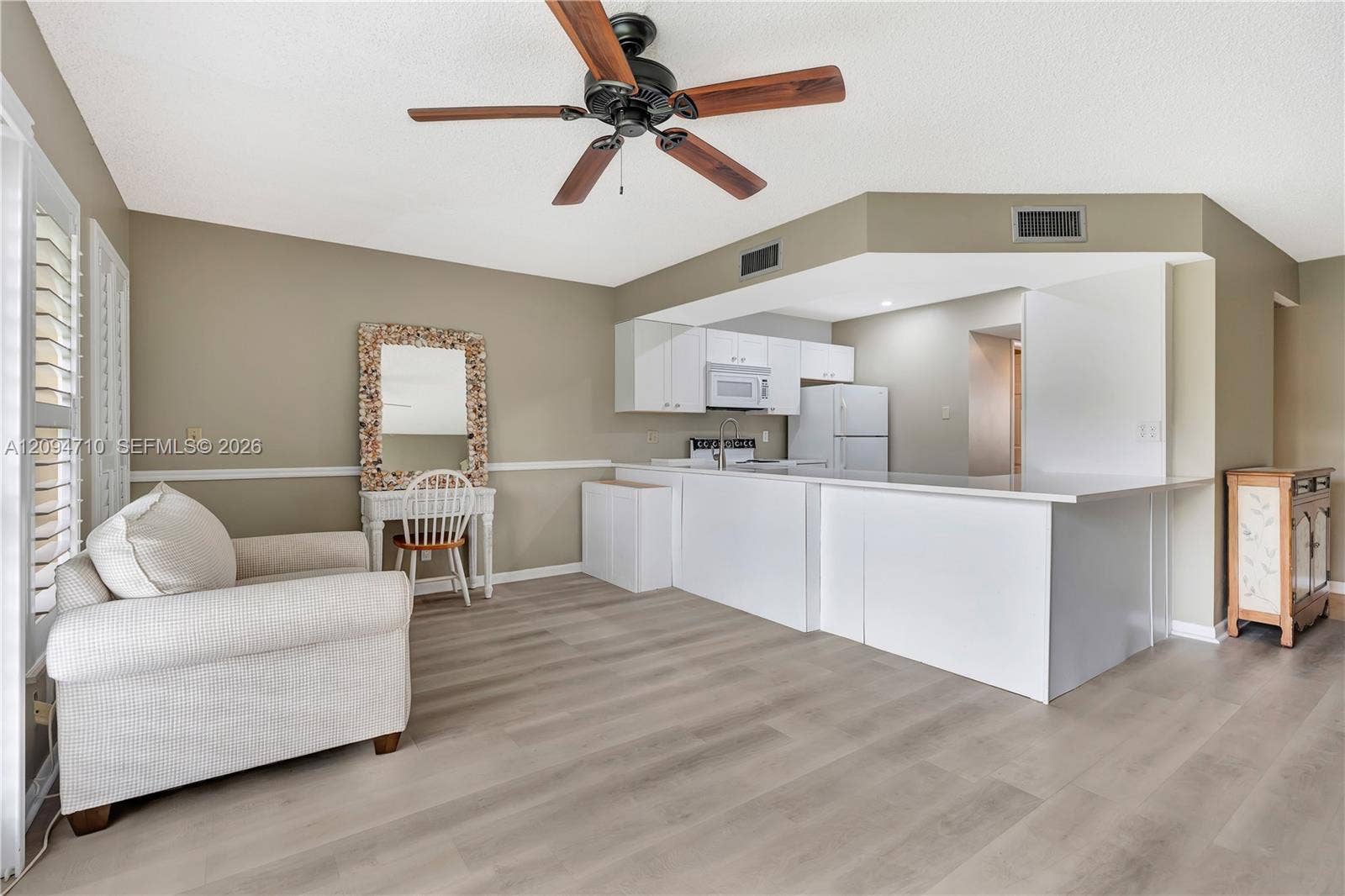 1605 S Us Highway 1, #201V5, Jupiter, Jupiter, FL 33477 Photo 7