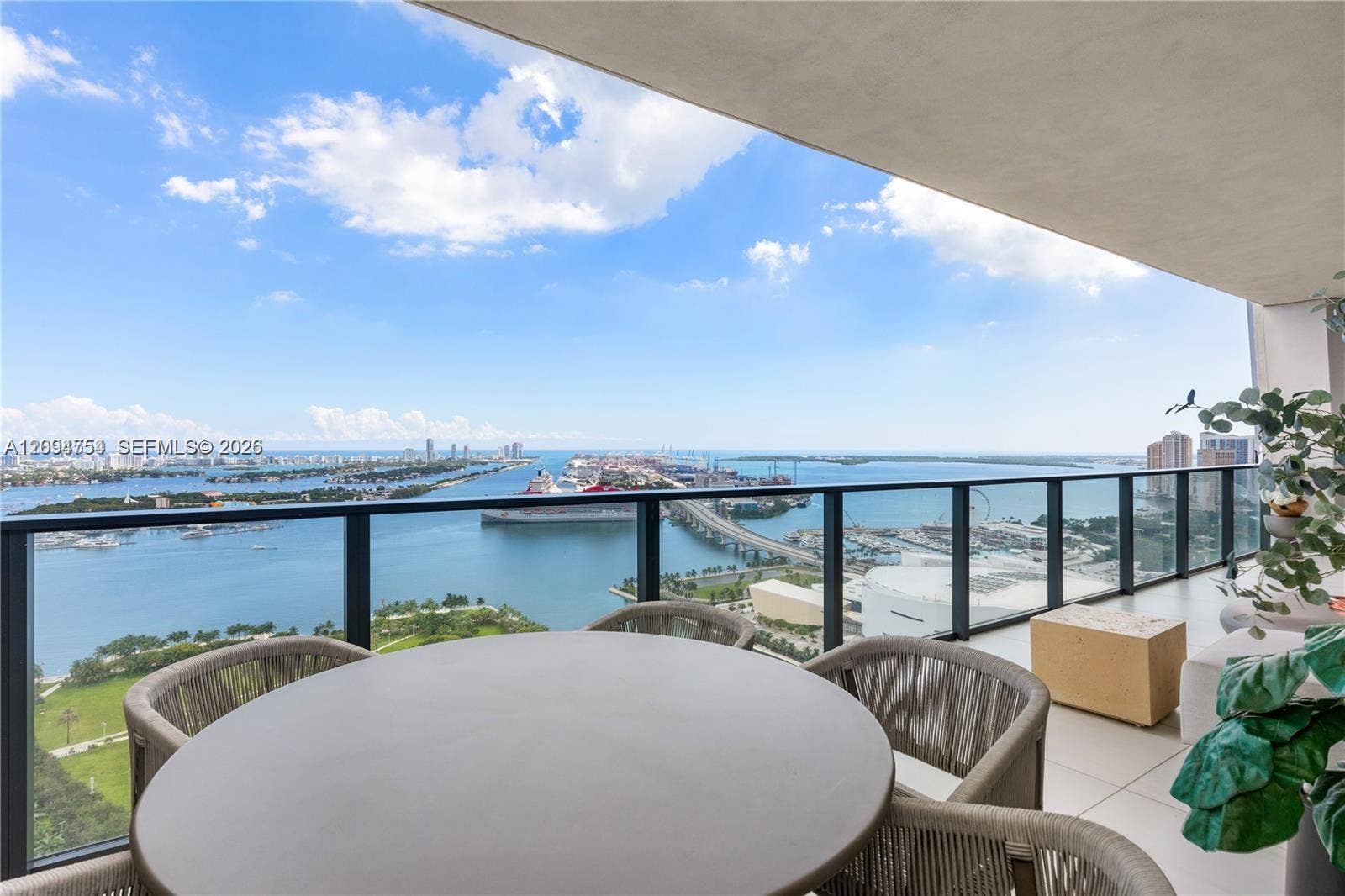 1000 Biscayne Boulevard, #3502, Miami, FL 33132 Photo 10