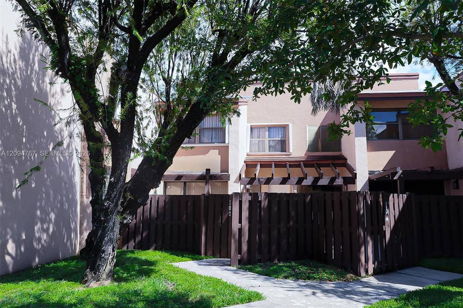 Property photo for 445 W Park Drive, #102-4, Miami, FL
