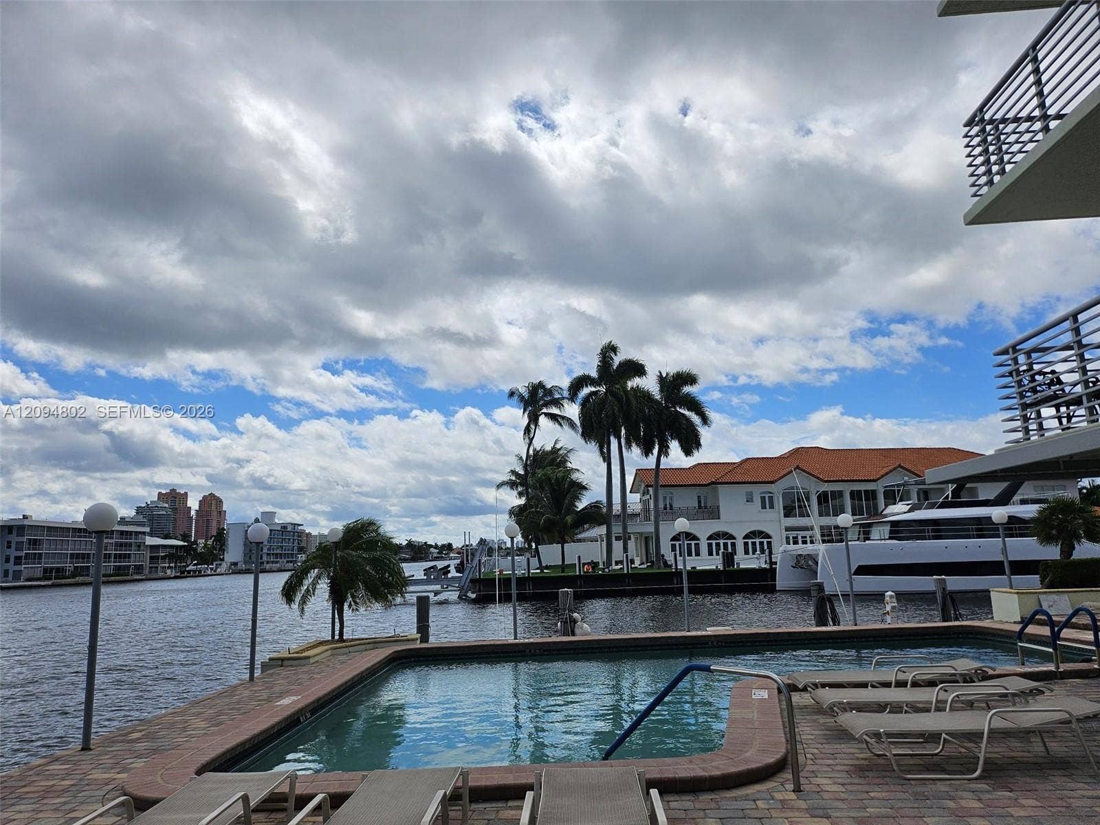 2900 NE 30th Street, #H3, Fort Lauderdale, Fort Lauderdale, FL 33306 Photo 2