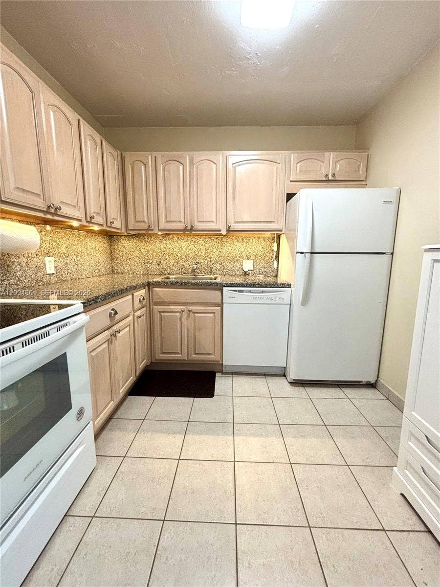 20301 W Country Club Drive, #1025, Aventura, FL 33180 Photo 12