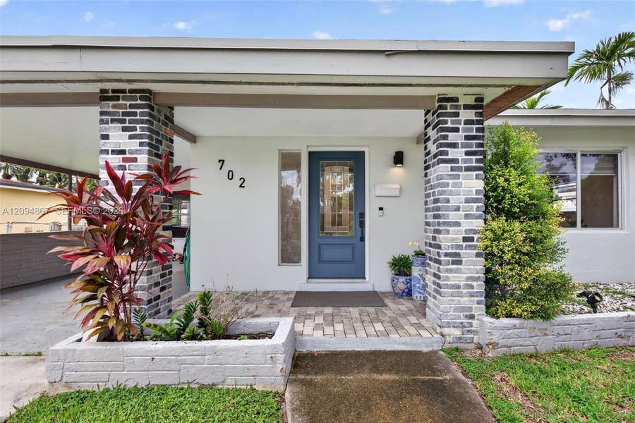 Property photo for 702 N 31st Court, Hollywood, FL