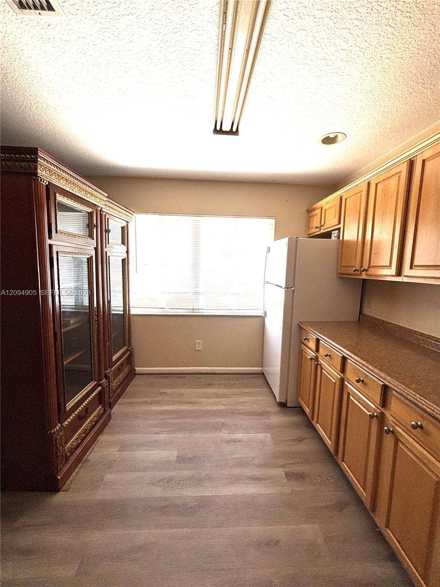219 W Dixie Highway, #B, Dania, Dania Beach, FL 33004 Photo 3