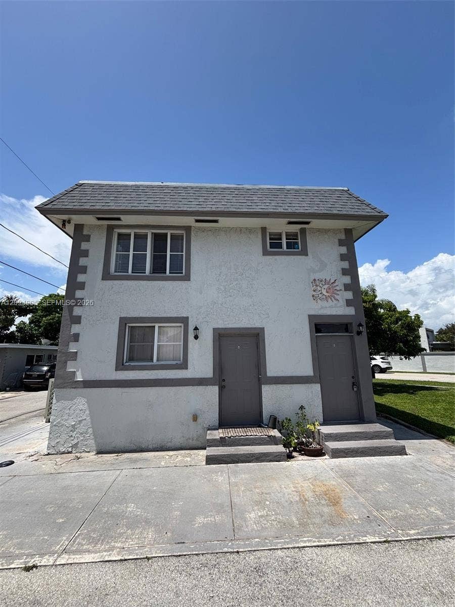 219 W Dixie Highway, #B, Dania, Dania Beach, FL 33004 Photo 1