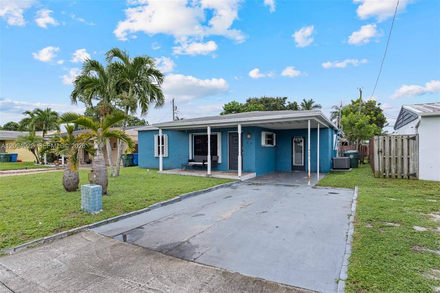 Property photo for 230 NW 52nd Street, Oakland Park, FL