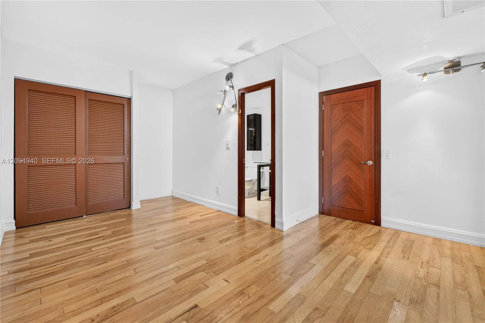 19380 Collins Avenue, #1103, Sunny Isles Beach, FL 33160 Photo 10