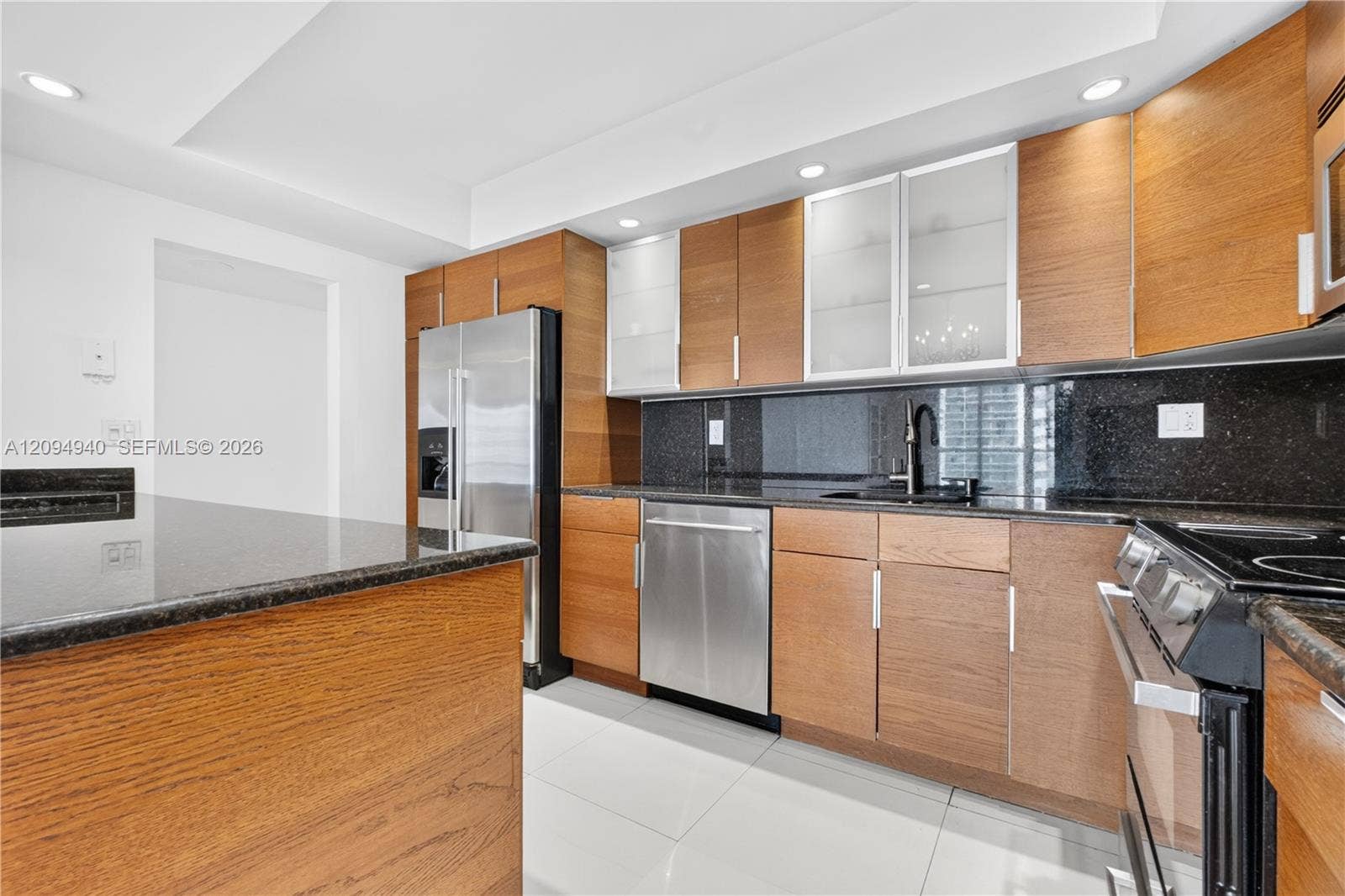 19380 Collins Avenue, #1103, Sunny Isles Beach, FL 33160 Photo 3