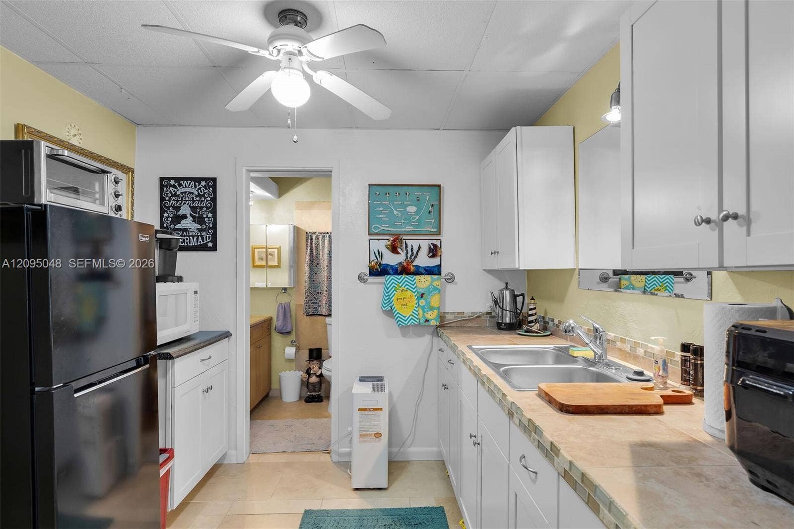 88 Marina Avenue, Key Largo, FL 33037 Kitchen Down