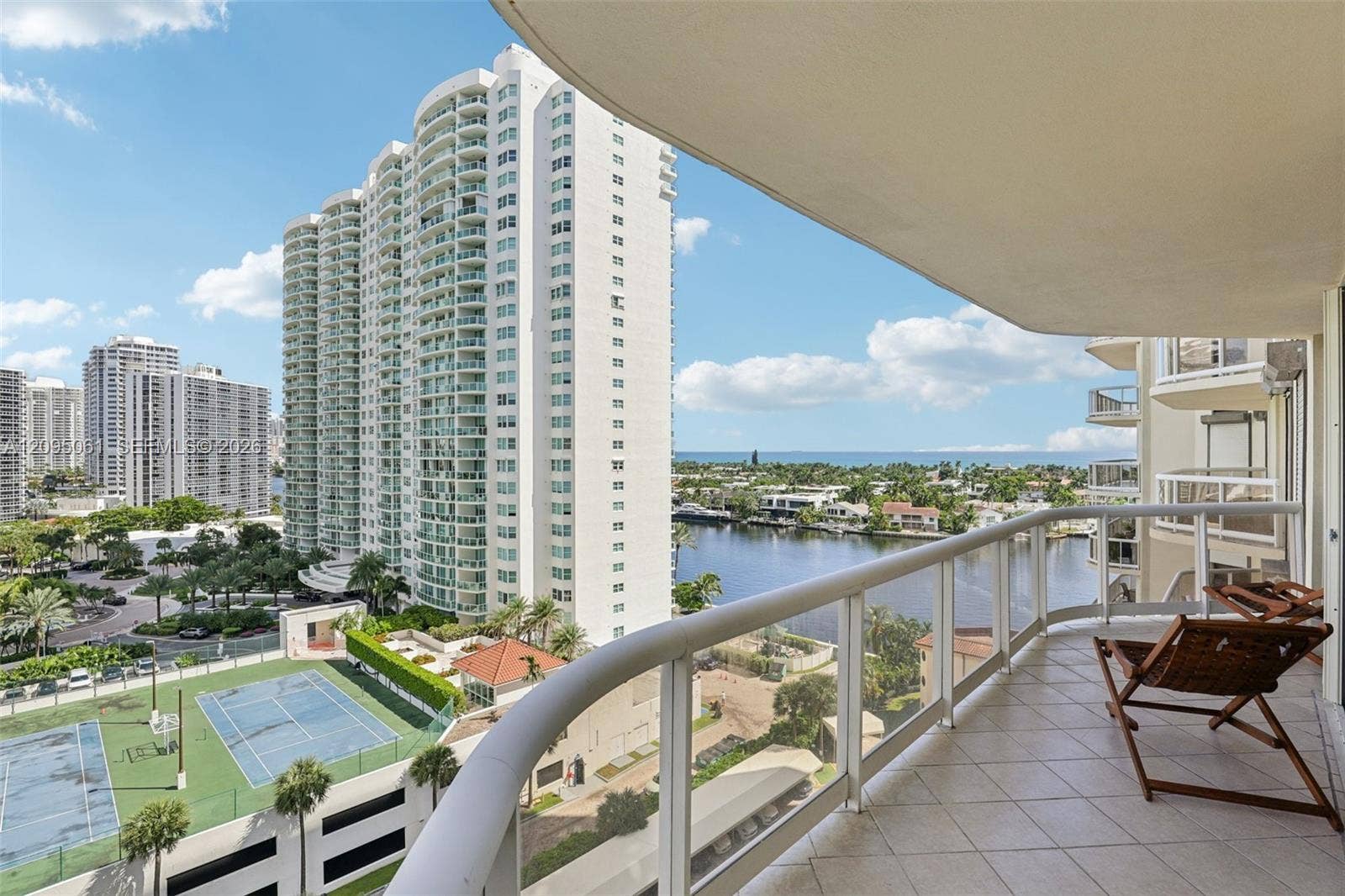 20191 E Country Club Drive, #1102, Aventura, FL 33180 Photo 3