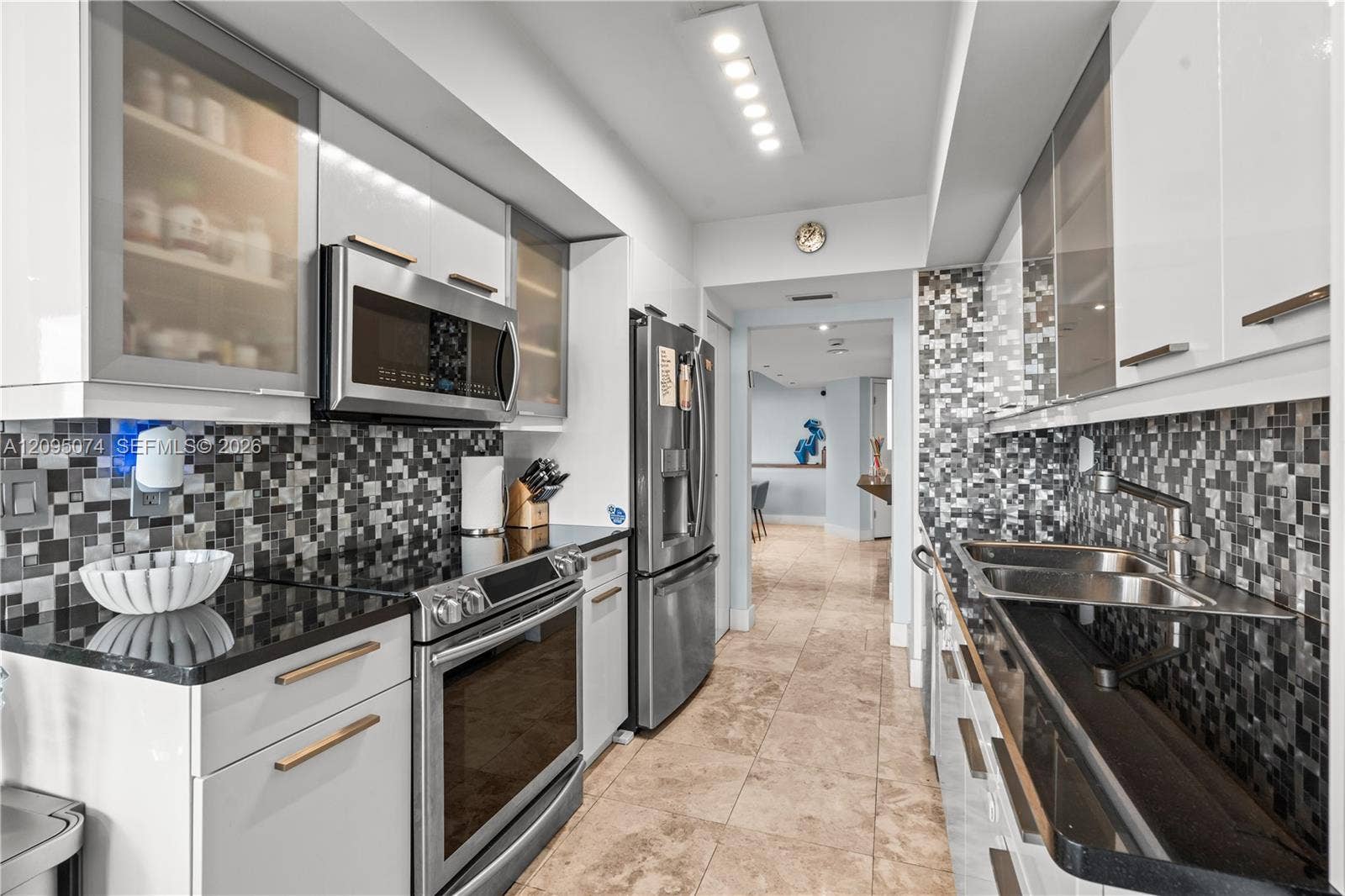 21055 Yacht Club Drive, #1703, Aventura, FL 33180 Photo 6