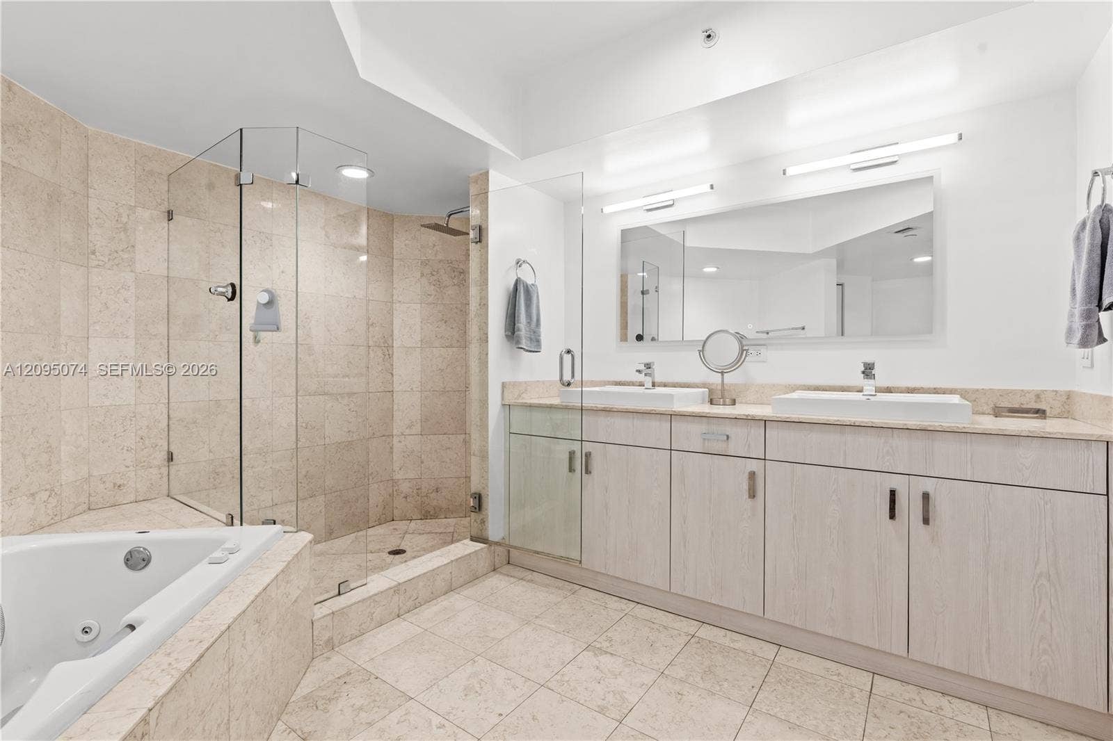 21055 Yacht Club Drive, #1703, Aventura, FL 33180 Photo 13