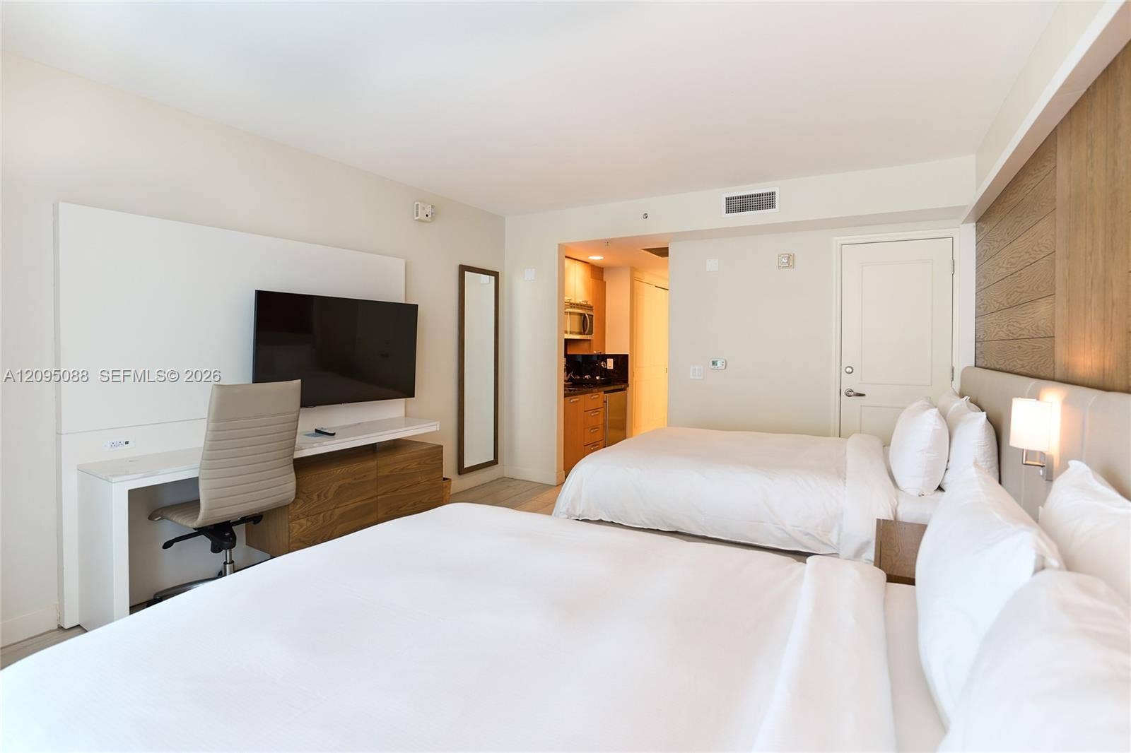 505 N Fort Lauderdale Beach Boulevard, #712, Fort Lauderdale, FL 33304 Photo 2