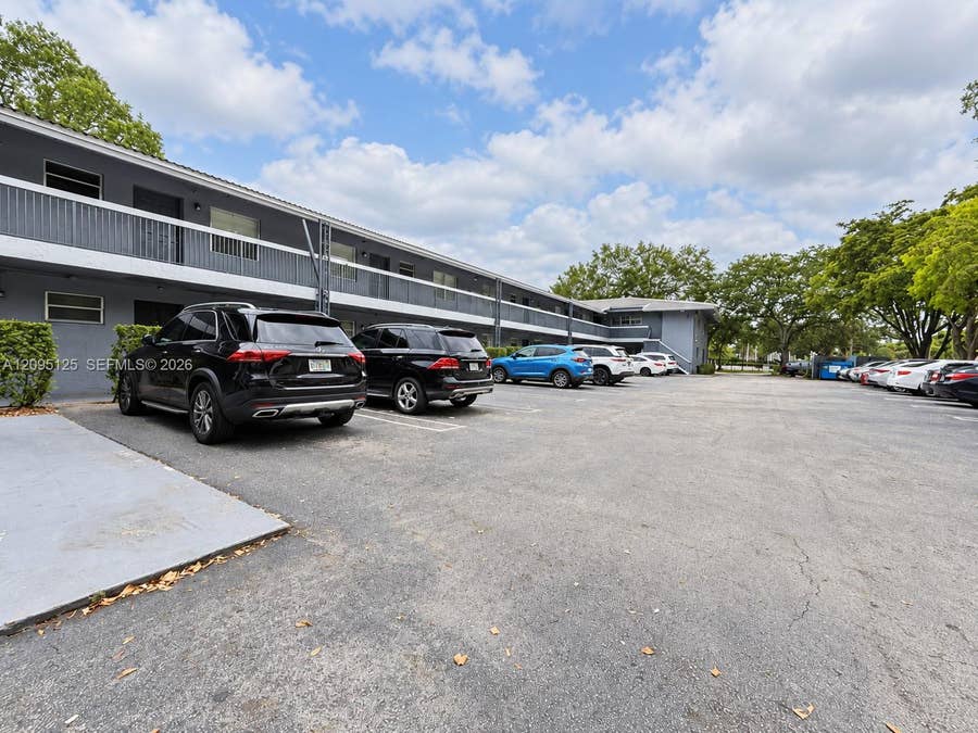 Property photo for 8982 W Sample Road, #204, Coral Springs, FL