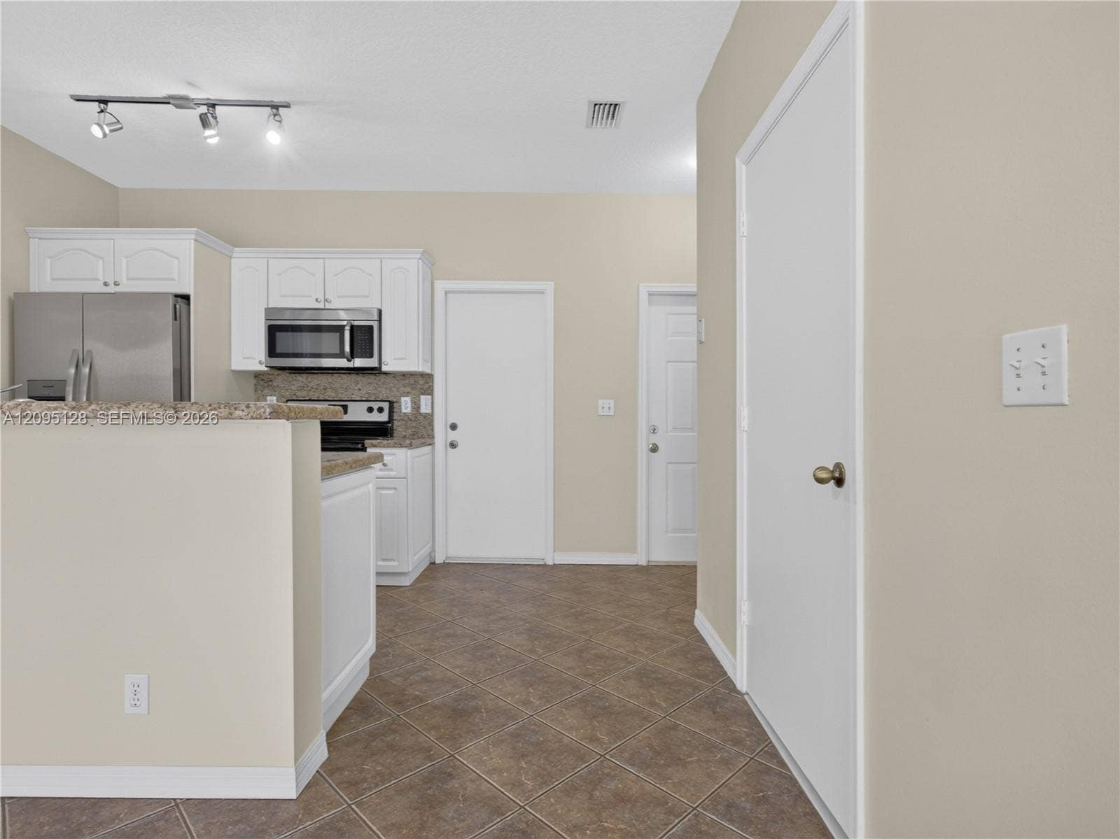 3677 San Simeon Circle, Weston, Weston, FL 33331 Photo 15