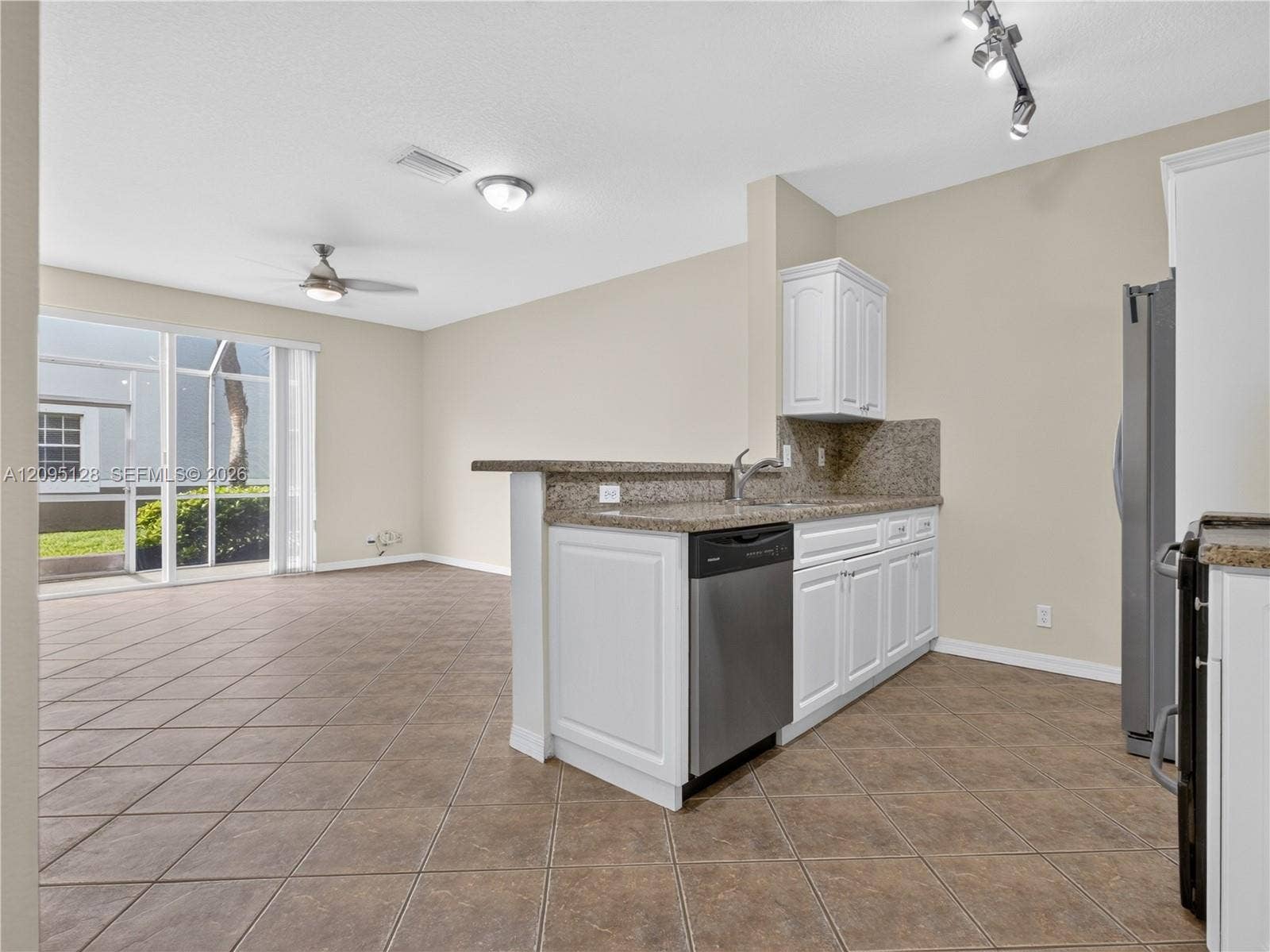 3677 San Simeon Circle, Weston, Weston, FL 33331 Photo 4