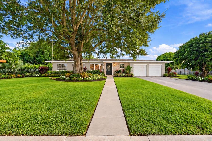 Property photo for 434 NW 20th Street, Homestead, FL
