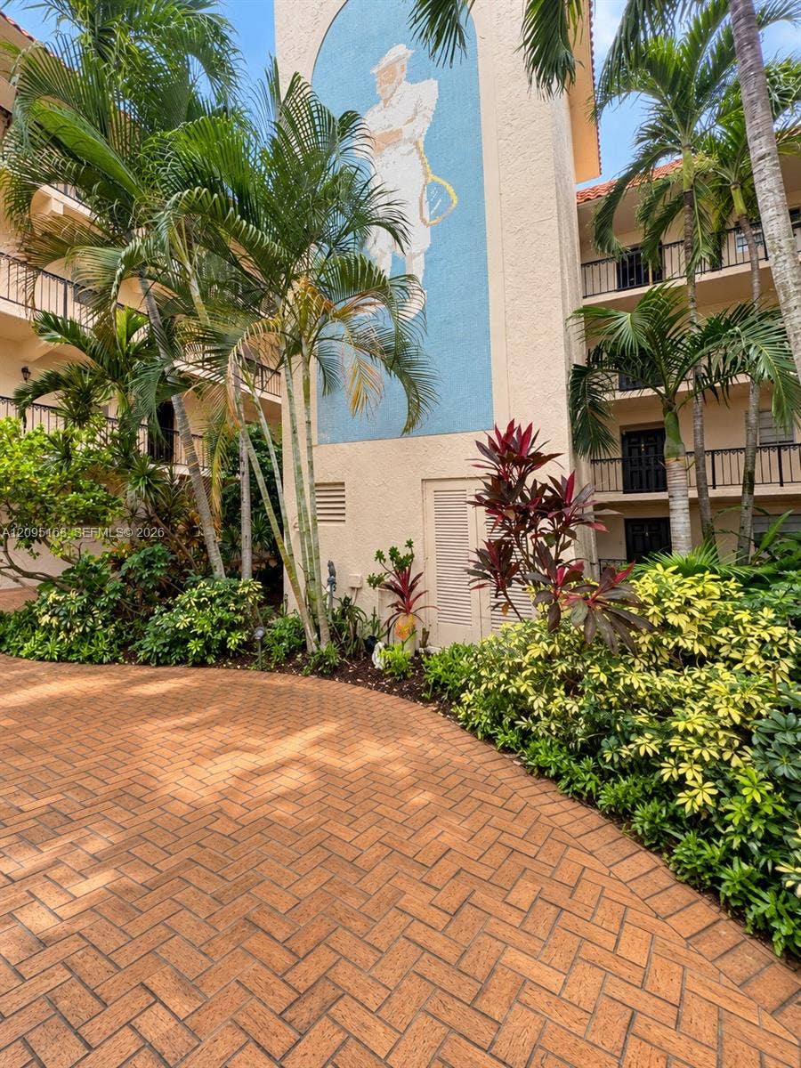610 Tennis Club Drive, #303, Fort Lauderdale, Fort Lauderdale, FL 33311 Photo 13