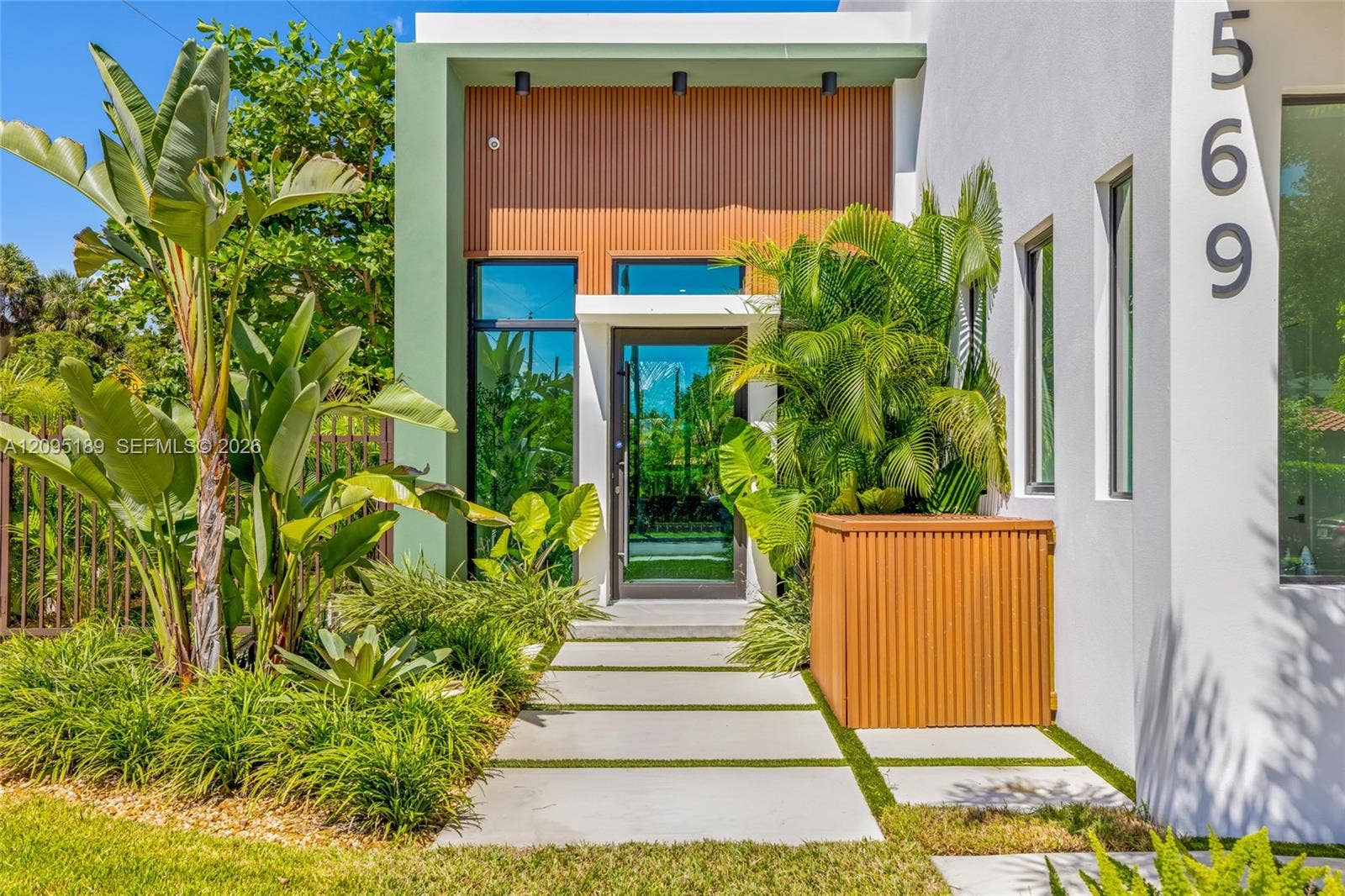 569 NW 44th Street, Miami, FL 33127 Photo 33