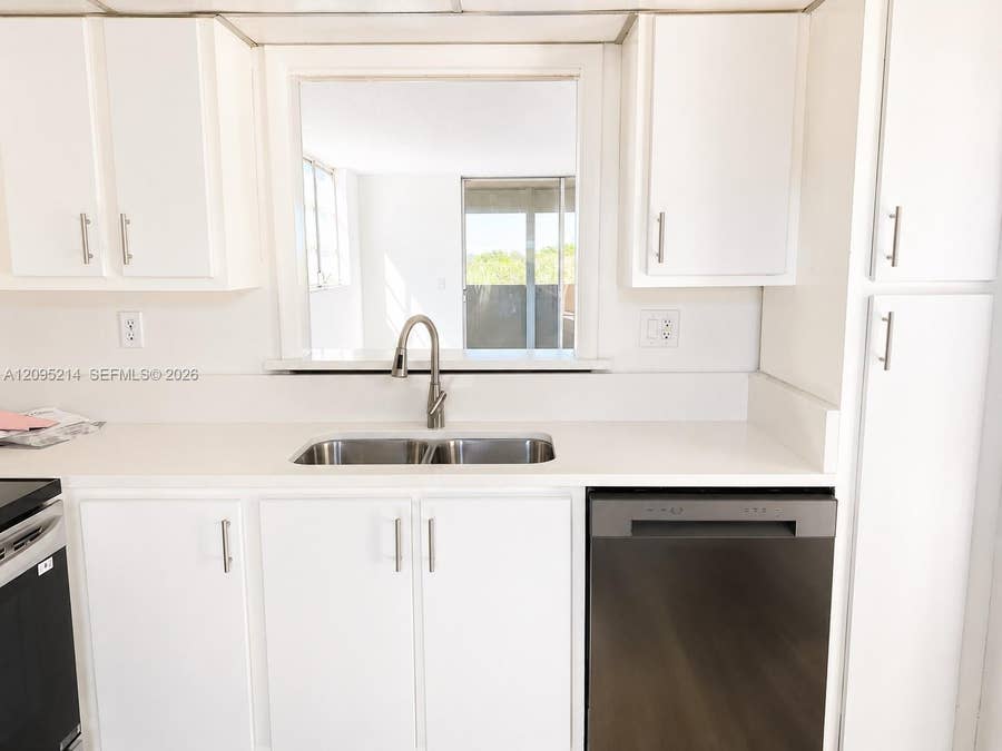 Property photo for 406 NW 68th Avenue, #526, Plantation, FL