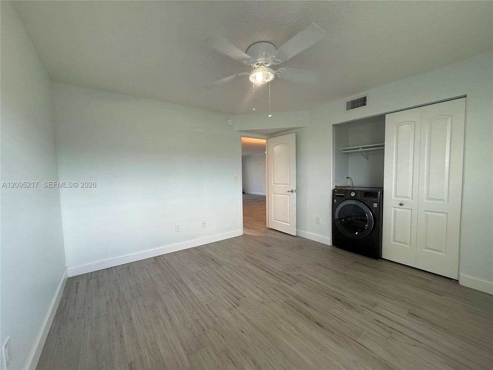 121 Wettaw Lane, #116, North Palm Beach, FL 33408 Photo 9