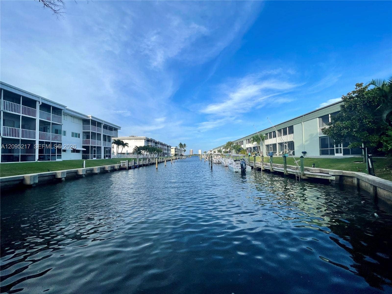 121 Wettaw Lane, #116, North Palm Beach, FL 33408 Photo 2