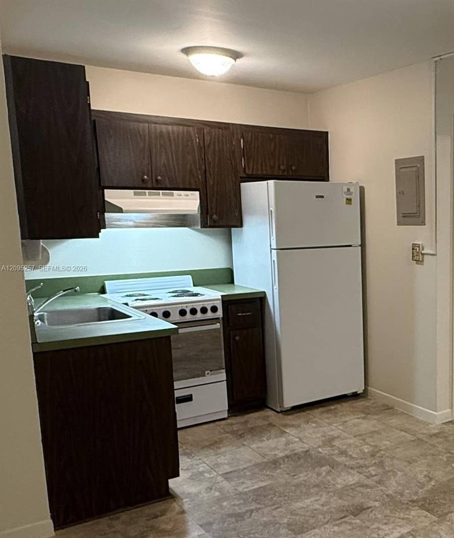 Property photo for 2400 SW 42nd Avenue, #6, Fort Lauderdale, FL