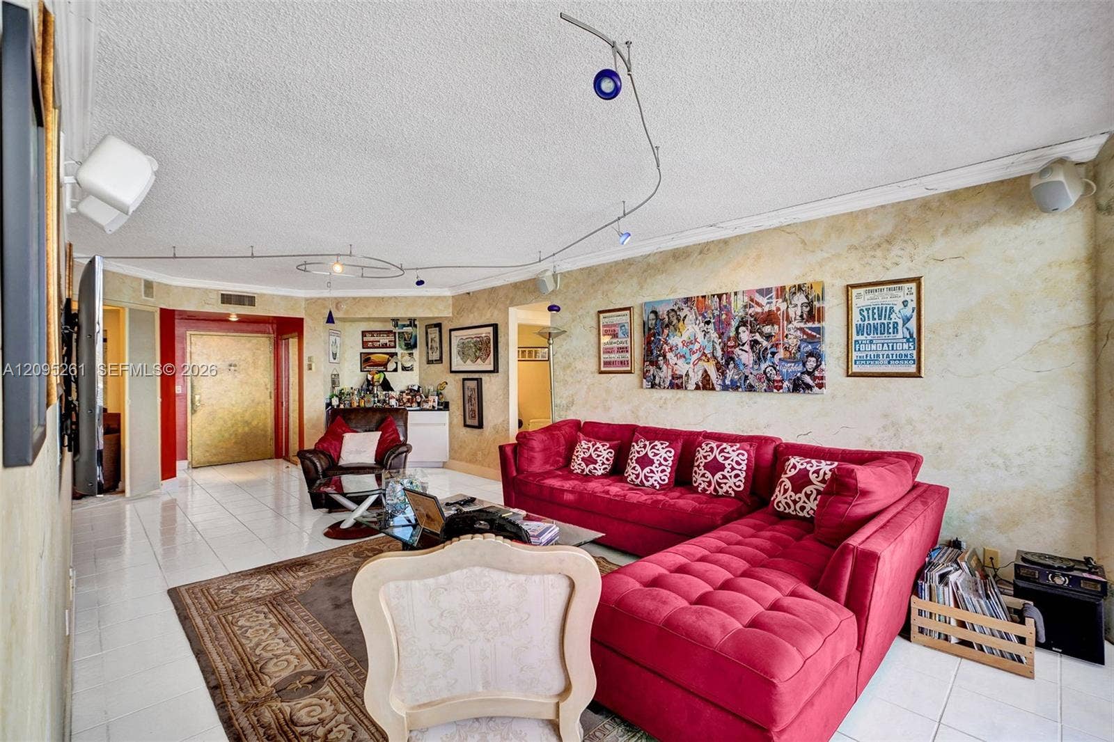 3000 Island Boulevard, #2304, Aventura, FL 33160 Photo 5