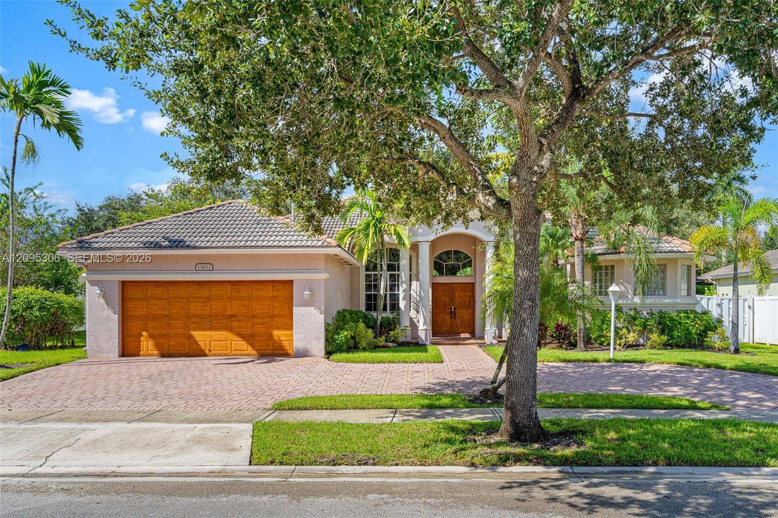 13831 NW 16th Street, Pembroke Pines, FL 33028 Photo 3