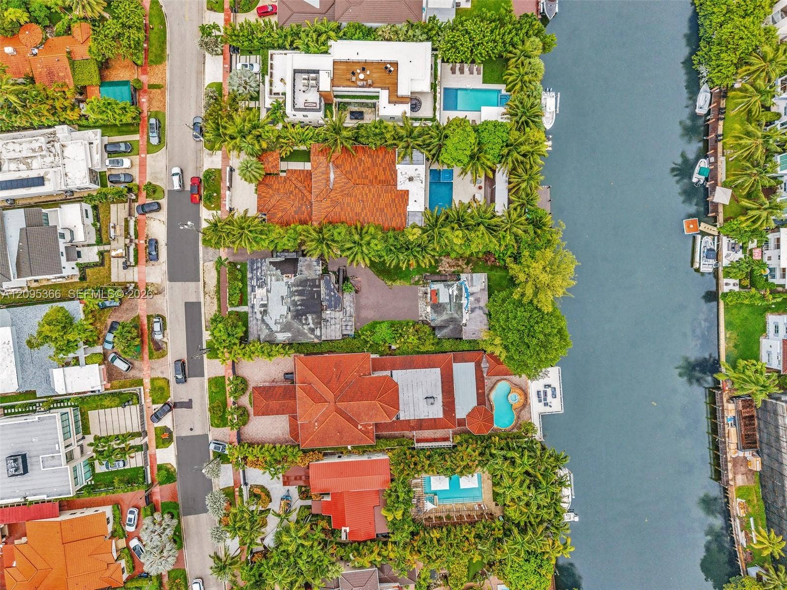 3746 Chase Avenue, Miami Beach, FL 33140 Photo 12