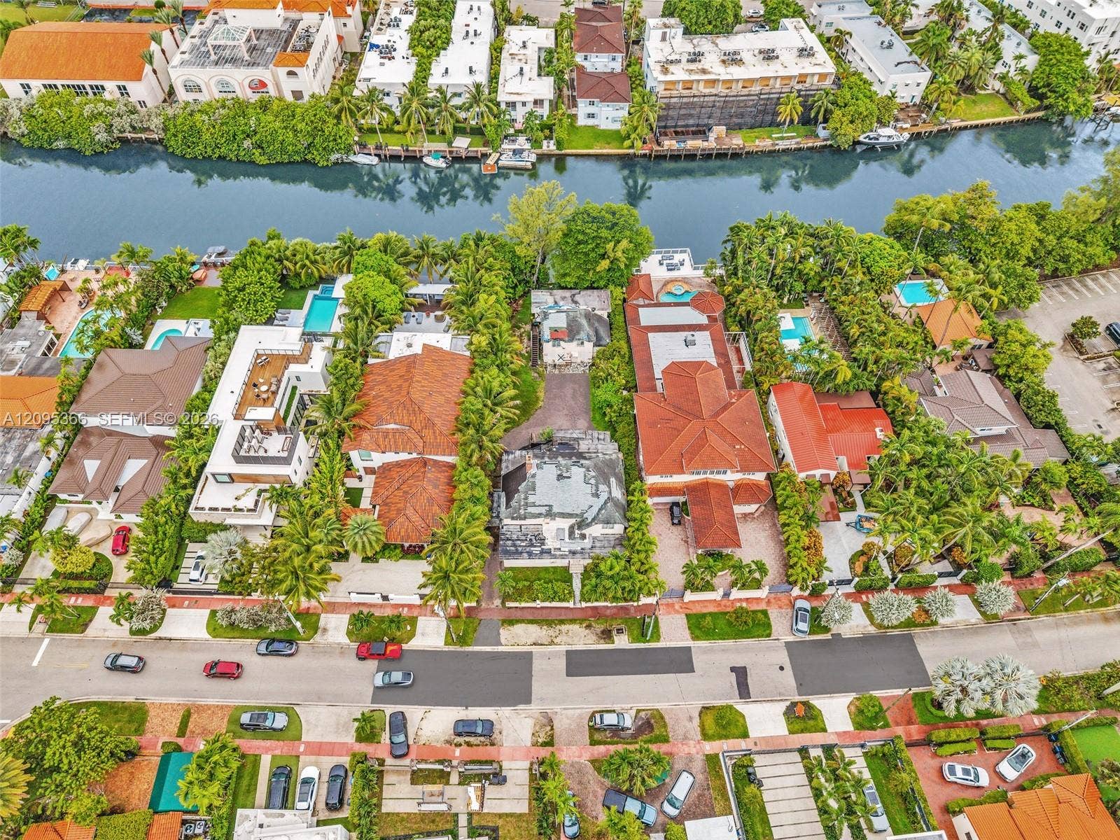 3746 Chase Avenue, Miami Beach, FL 33140 Photo 13