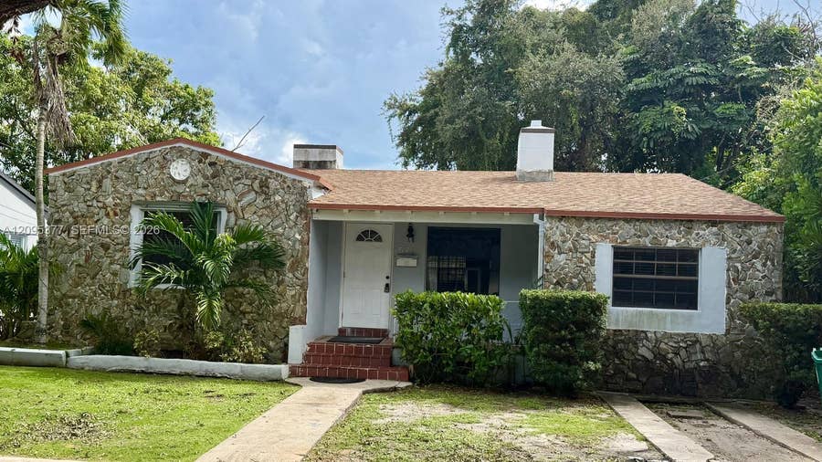 Property photo for 570 NW 41st Street, Miami, FL