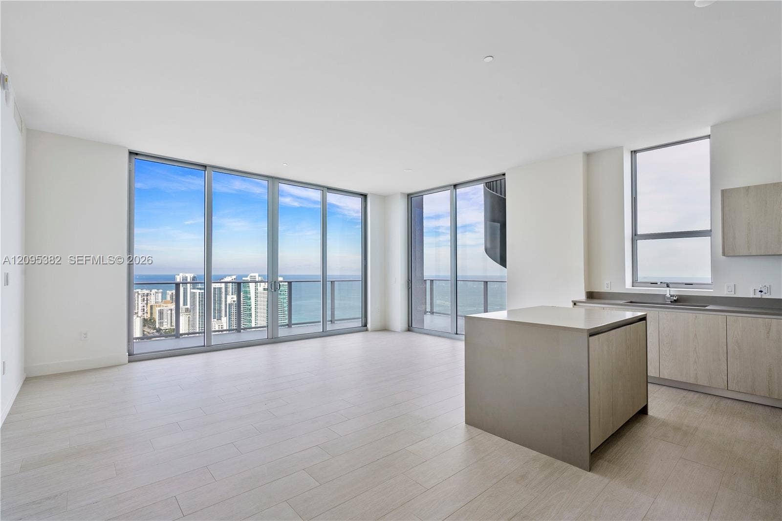 4010 S Ocean Drive, #T4301-PENTHOUSE, Hollywood, FL 33019 Photo 4