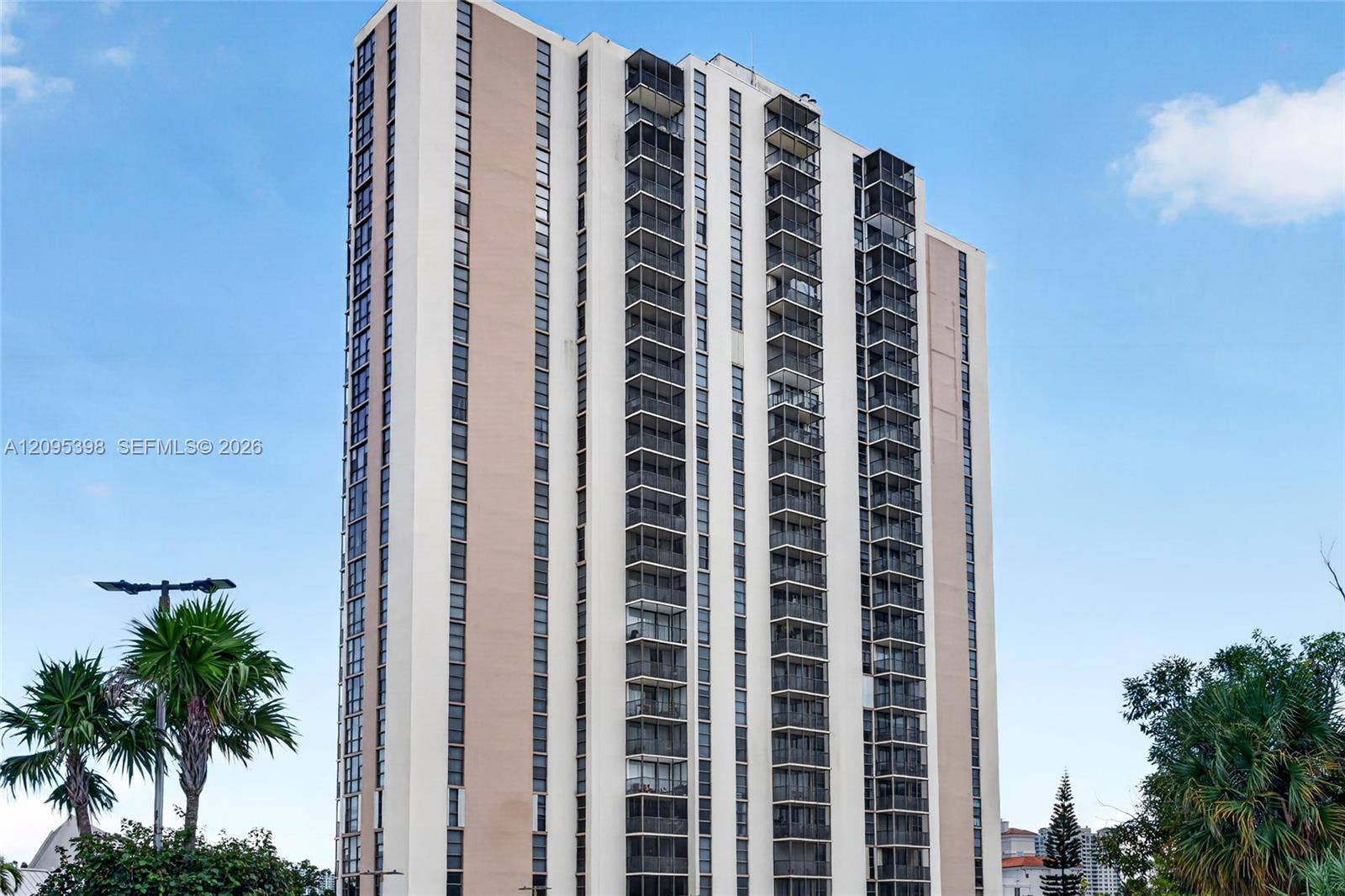 20335 W Country Club Drive, #1402, Aventura, FL 33180 Photo 30