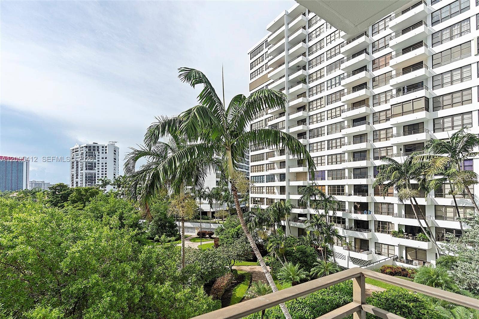 600 Three Islands Boulevard, #420, Hallandale Beach, Hallandale Beach, FL 33009 Photo 8