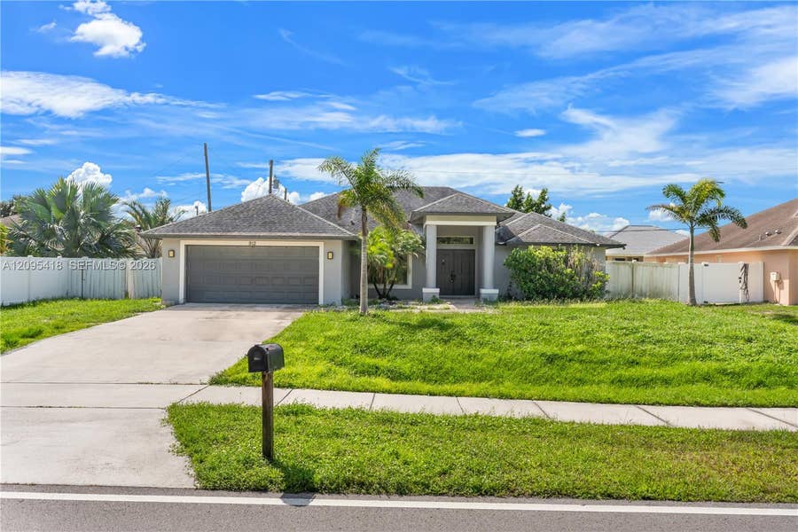 Property photo for 912 SW Paar Drive, Port St Lucie, FL