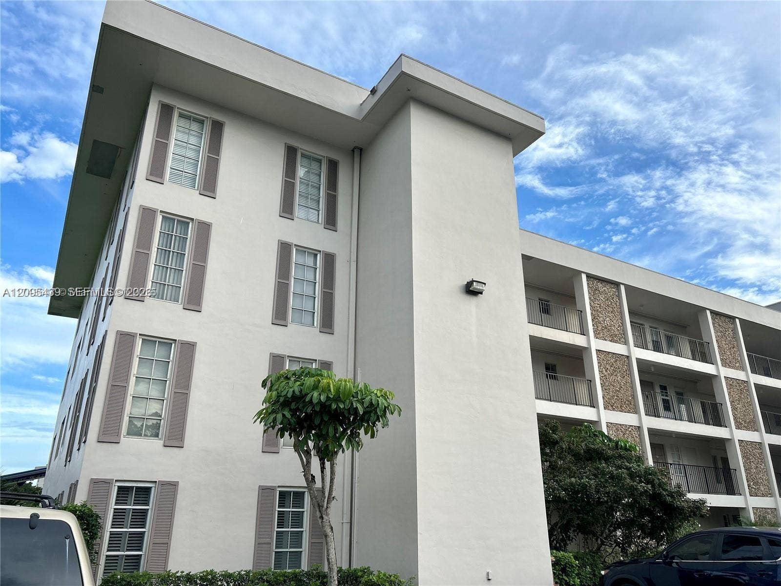 2900 N Palm Aire Drive, #210, Pompano Beach, FL 33069 Photo 14