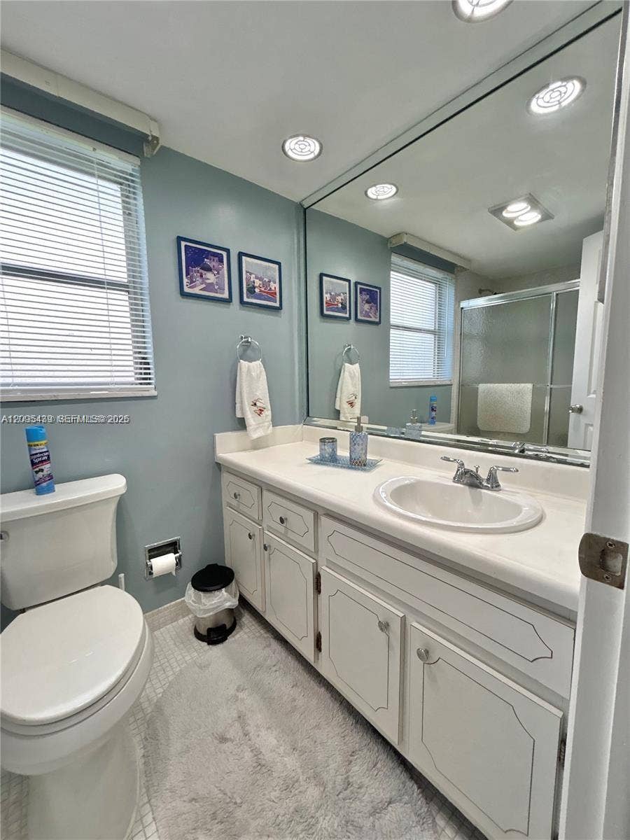 2900 N Palm Aire Drive, #210, Pompano Beach, FL 33069 Photo 9