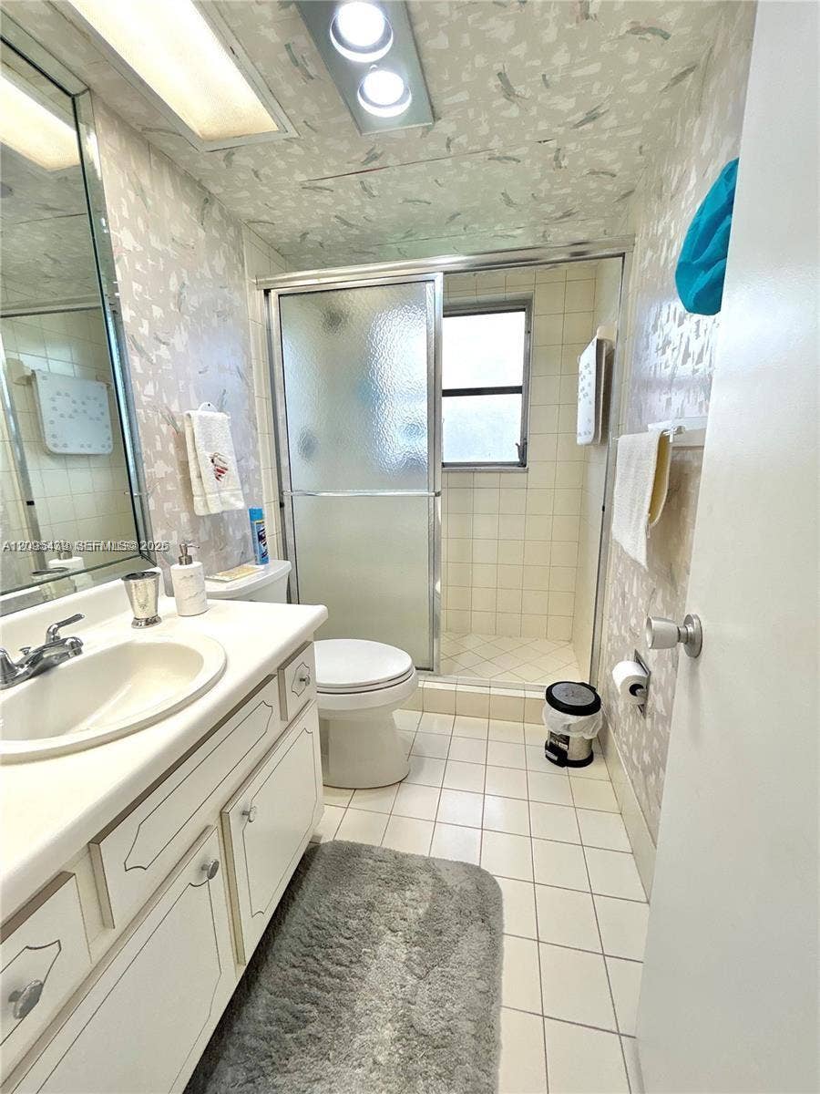 2900 N Palm Aire Drive, #210, Pompano Beach, FL 33069 Photo 6