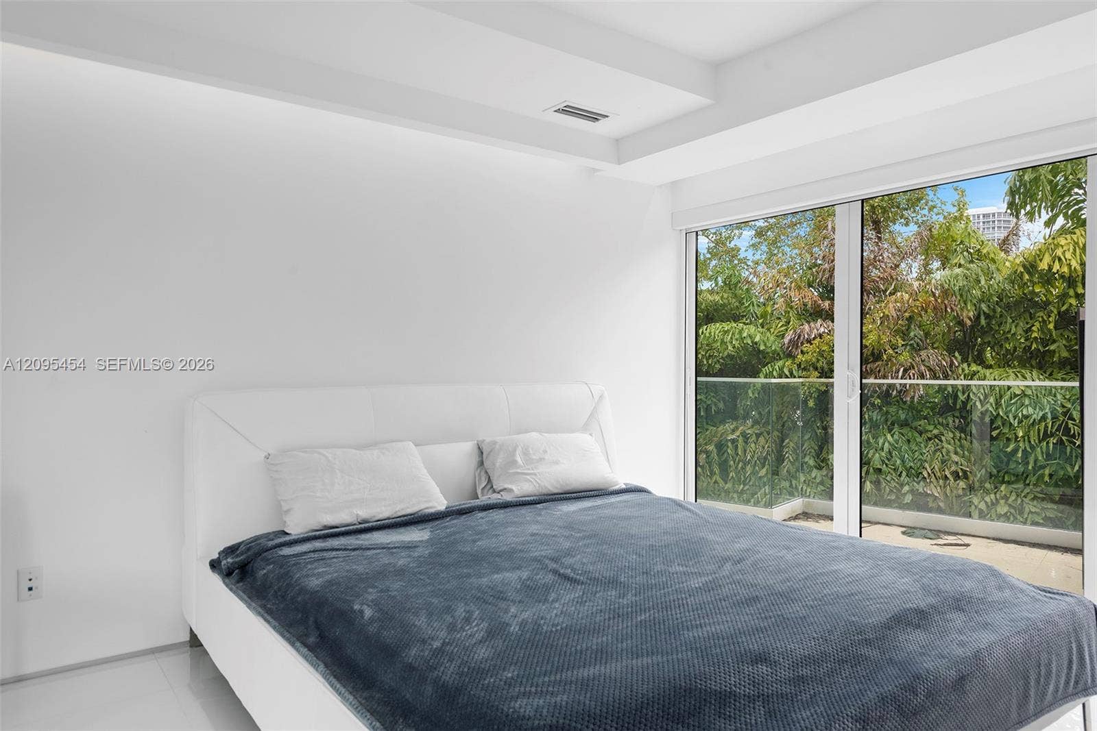 480 Ocean Boulevard, Golden Beach, FL 33160 Photo 76