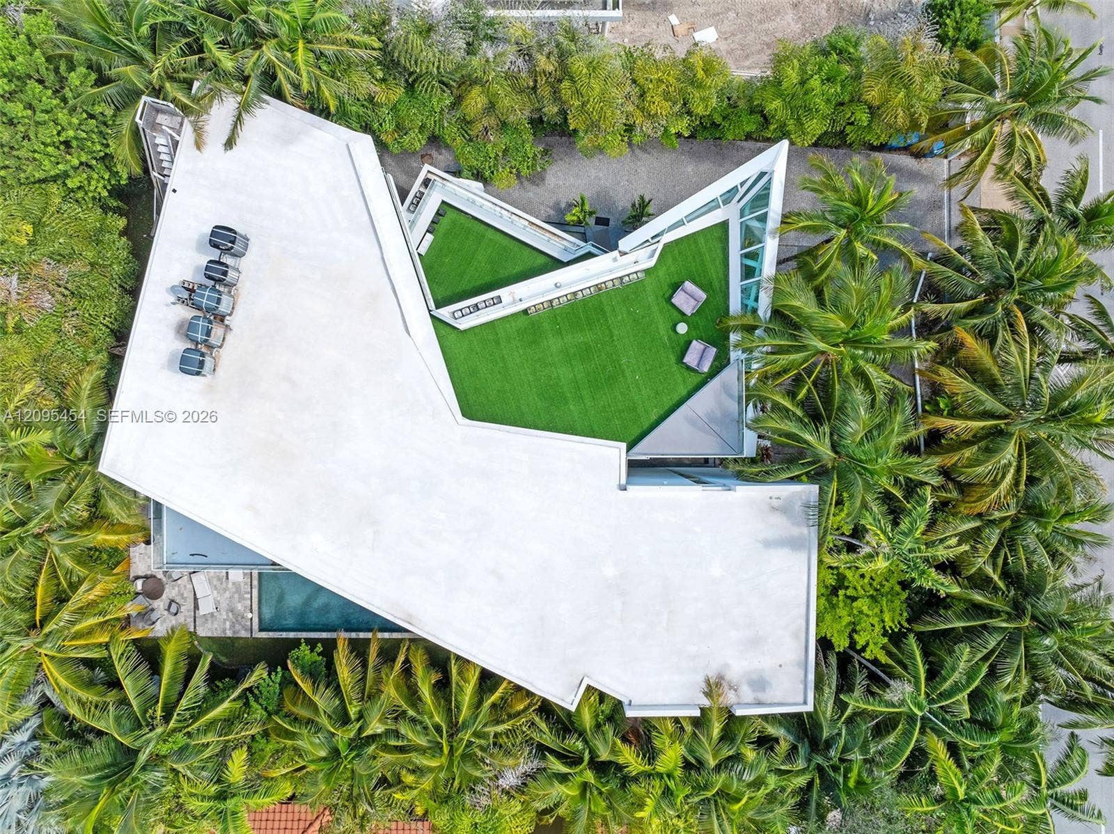 480 Ocean Boulevard, Golden Beach, FL 33160 Photo 8