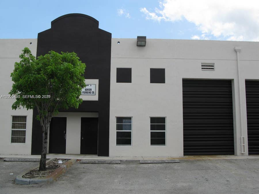 Property photo for 2550 W 78th Street, #D-3, Hialeah, FL